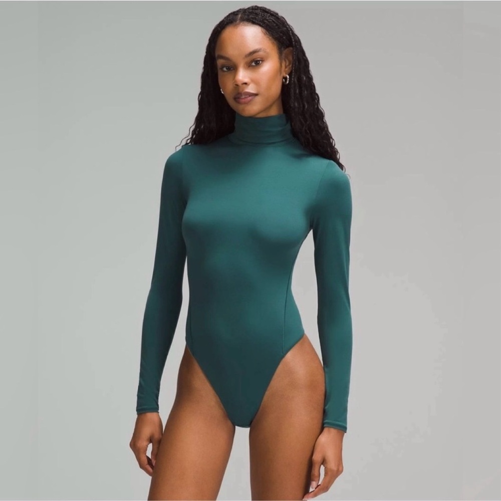 Lululemon Wundermost Ultra-Soft Turtleneck Long-sleeve Bodysuit